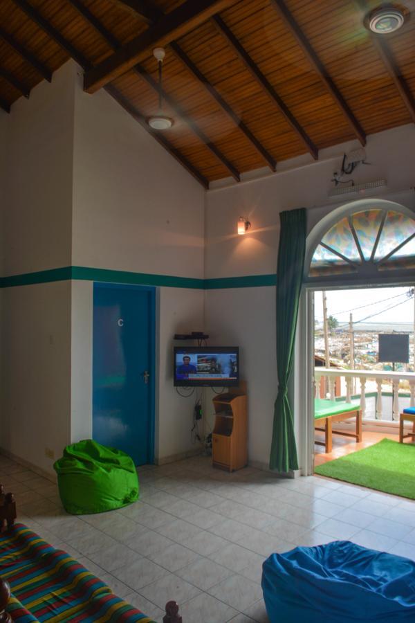 Explore Hostels Negombo Kochchikade Екстериор снимка