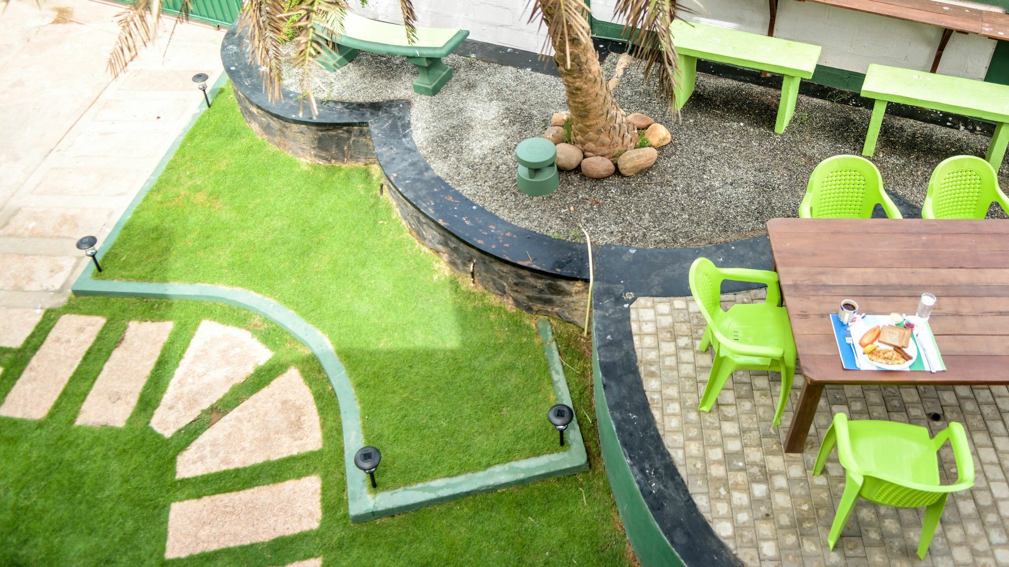 Explore Hostels Negombo Kochchikade Екстериор снимка